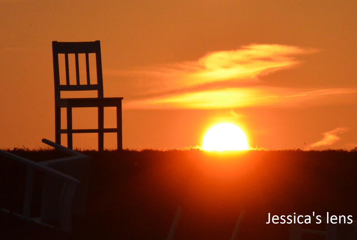 fallende-i-solnedgang